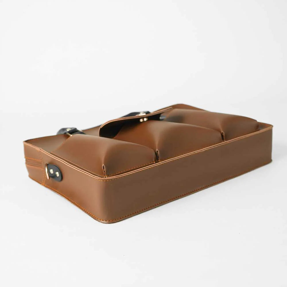 FLIP LAP LAPTOP BAG BROWN