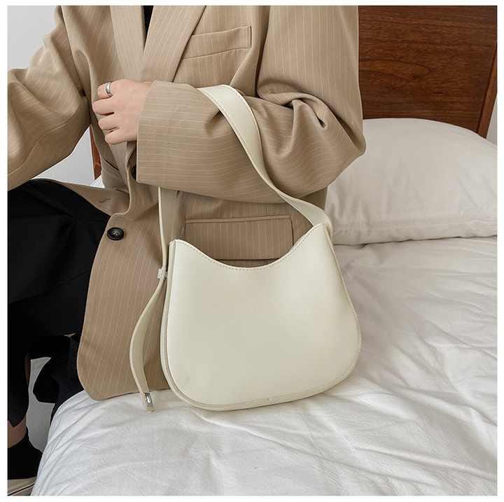 MESSANGER CROSS BODY BAG WHITE