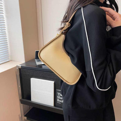 BELTCROSS BADY BAG BLACK