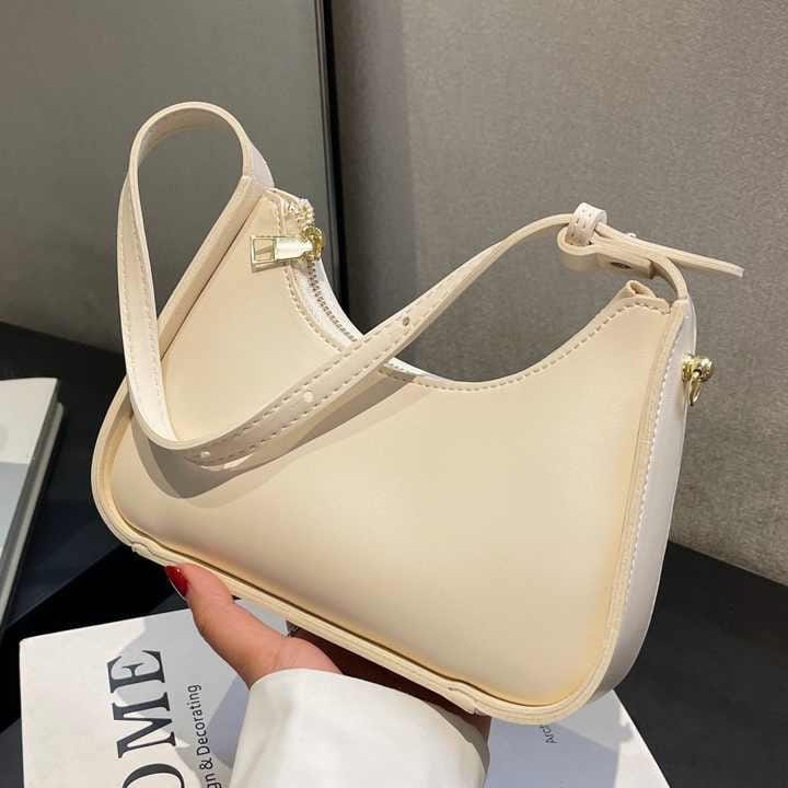 BELTCROSS BADY BAG BLACK