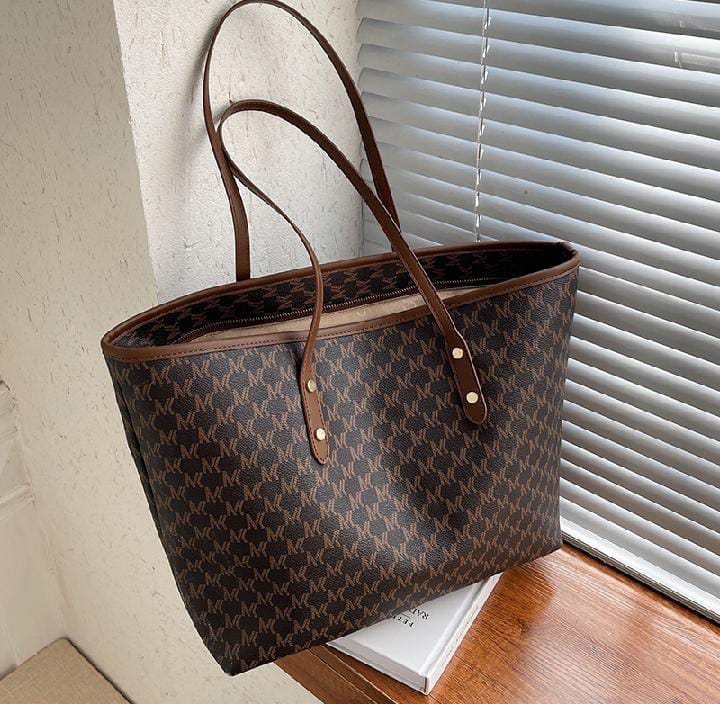 BERRY TOTE BAG BROWN