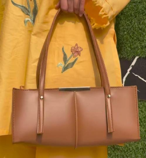 TOP HANDLE BAG BLACK