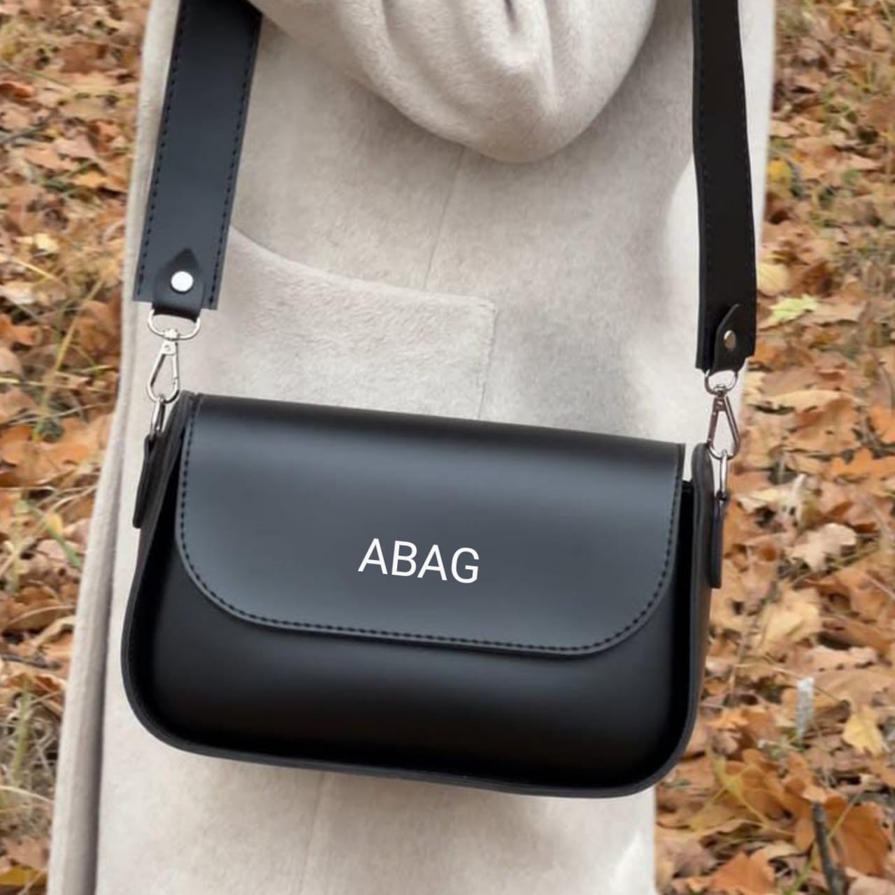 Aurelia built bag black