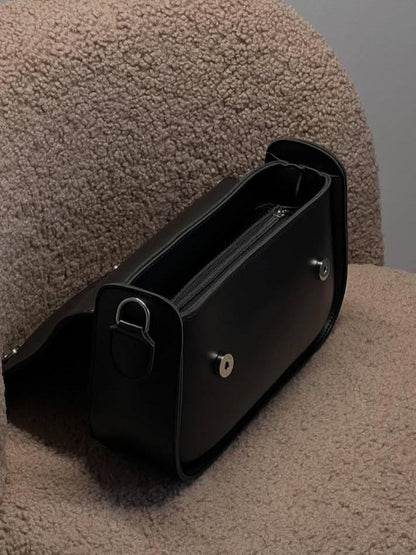 Aurelia built bag black